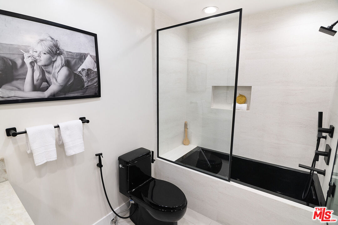 10724 Wilshire Blvd Unit: 1210