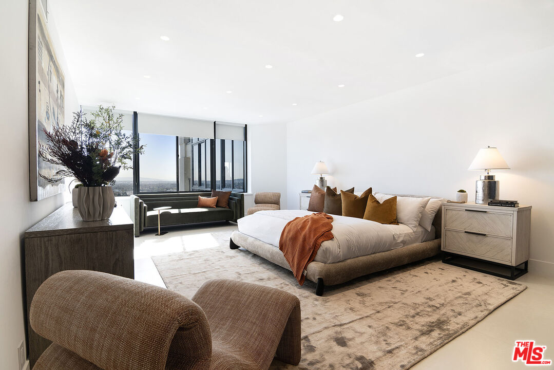 10724 Wilshire Blvd Unit: 1210