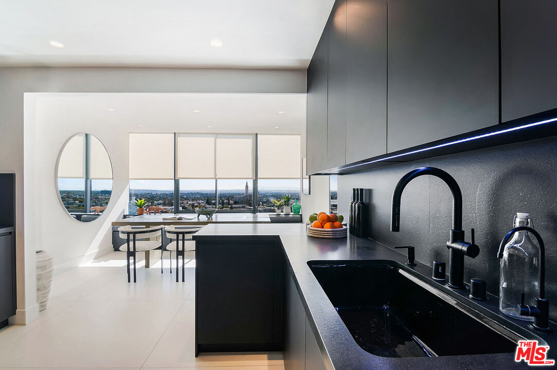 10724 Wilshire Blvd Unit: 1210