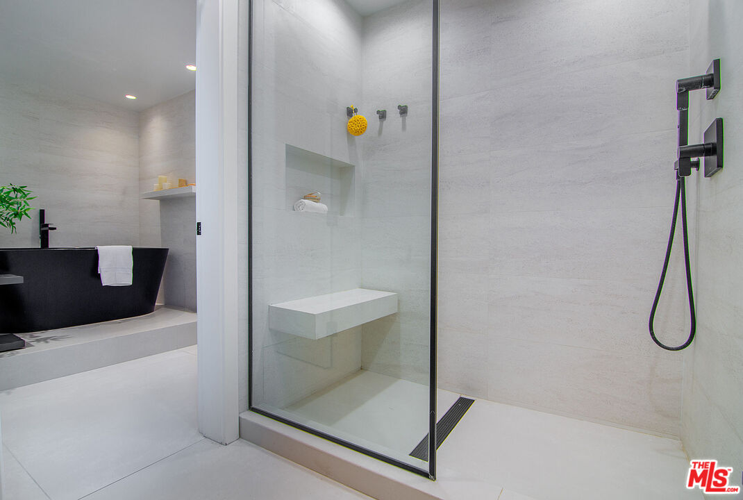 10724 Wilshire Blvd Unit: 1210