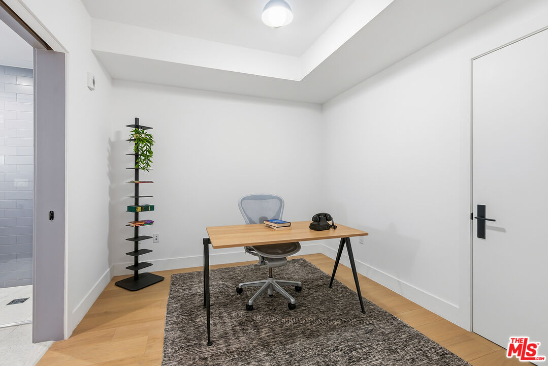 10777 Wilshire Blvd Unit: 403