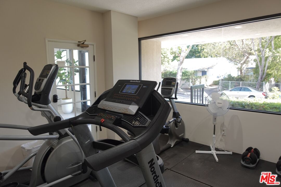 723 Westmount Dr Unit: 206