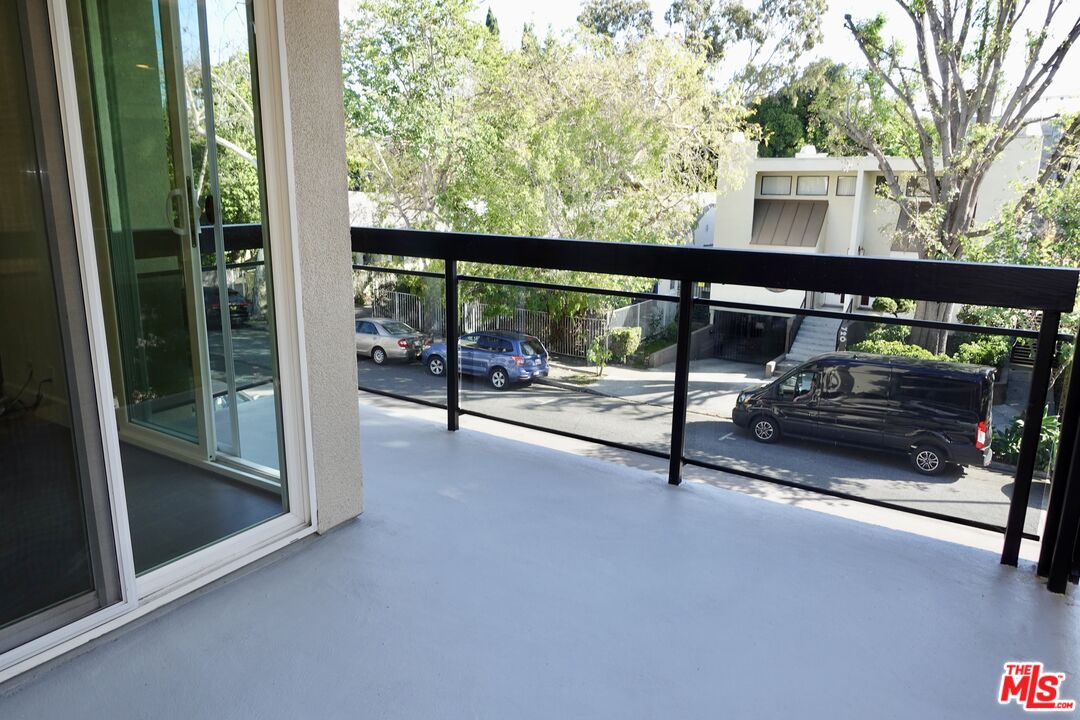 723 Westmount Dr Unit: 206