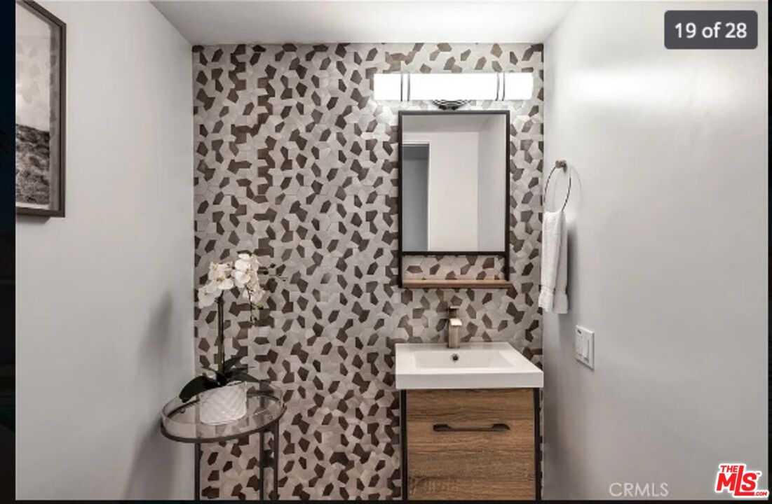 73255 Shadow Mountain Dr