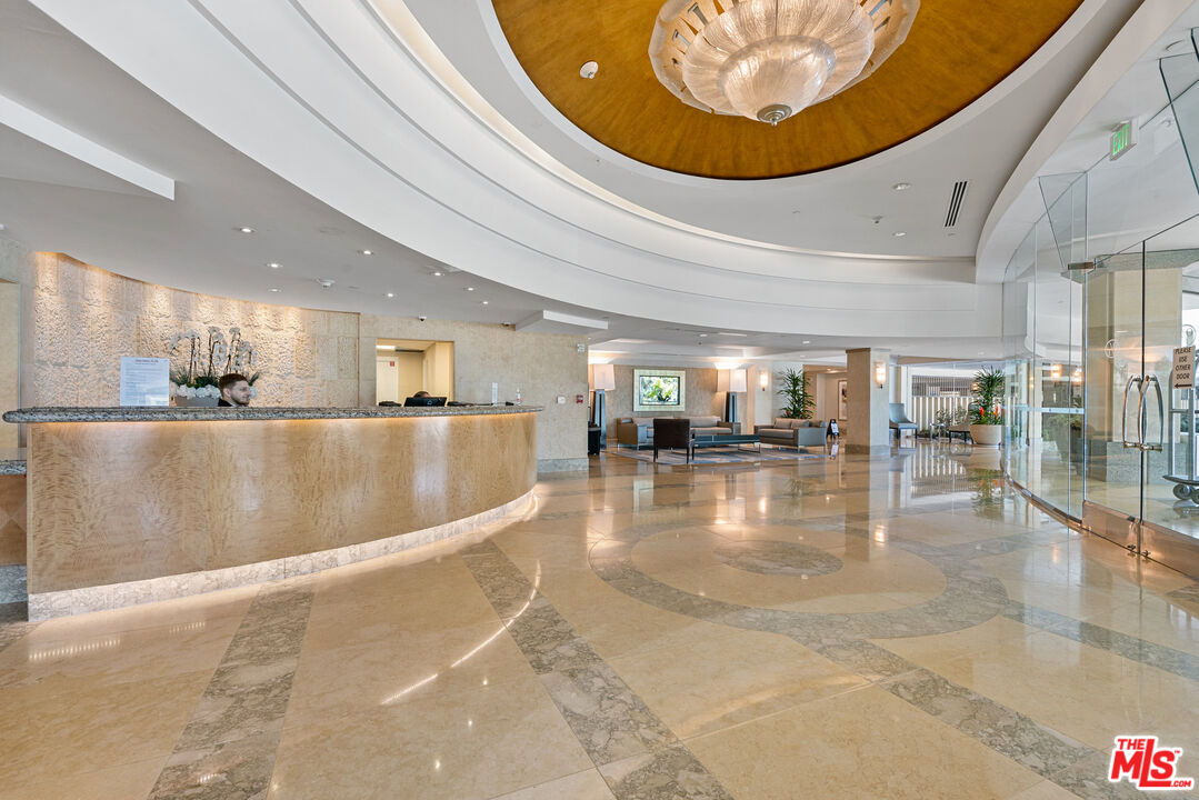201 Ocean Ave Unit: 609P