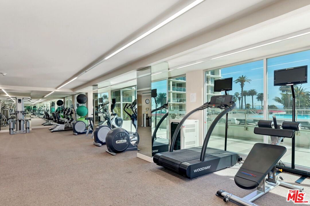 201 Ocean Ave Unit: 609P