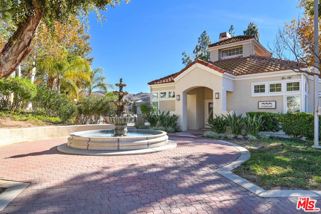 4240 Lost Hills Rd Unit: 2403