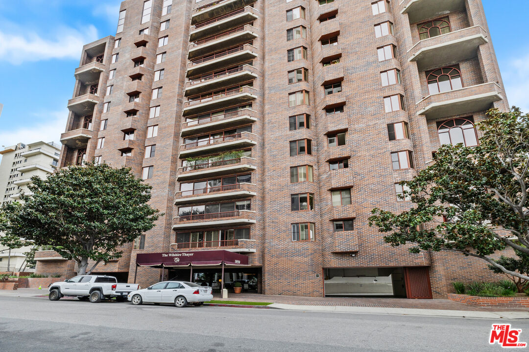 10550 Wilshire Blvd Unit: 1001