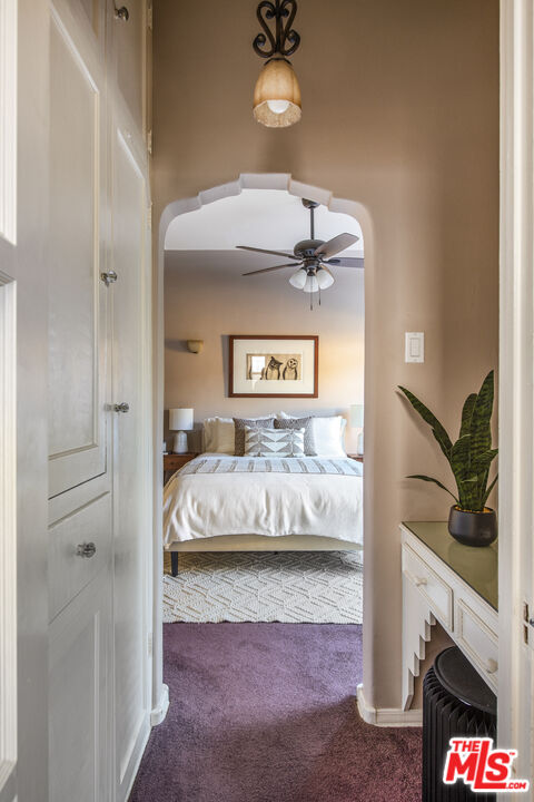 6427 Lindenhurst Ave