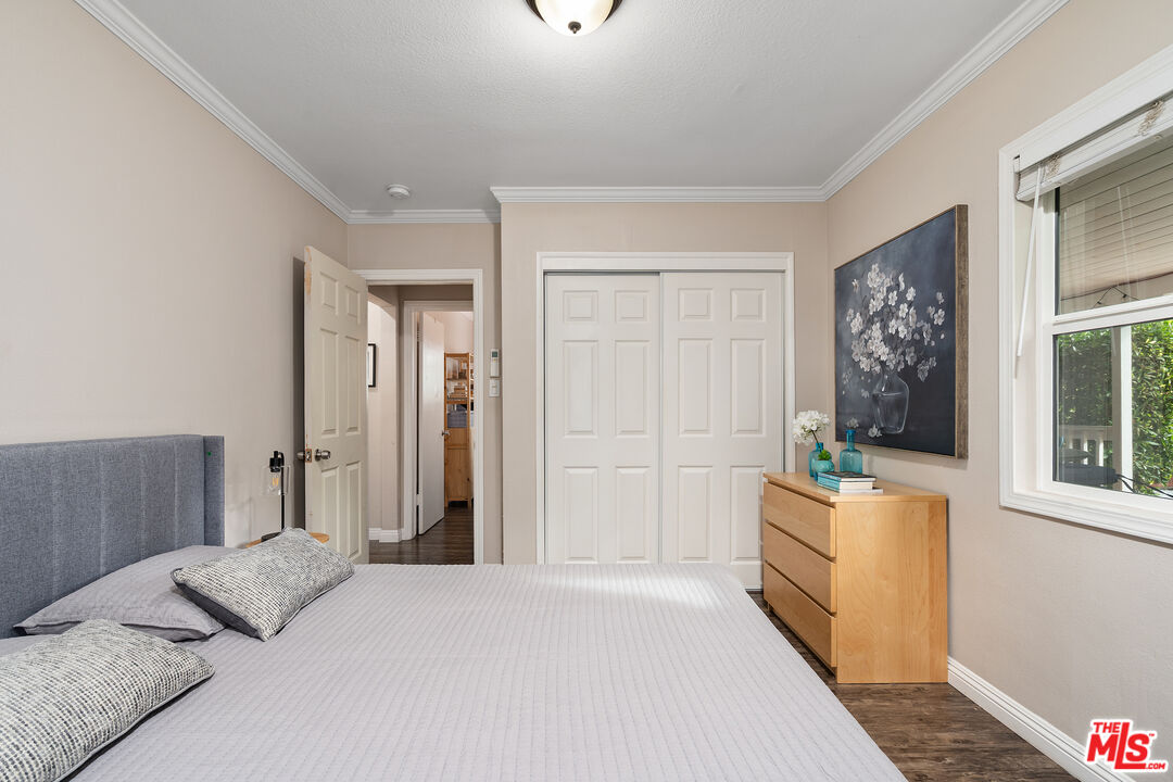 3566 City Terrace Dr