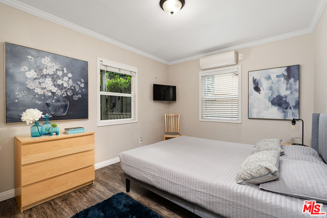 3566 City Terrace Dr