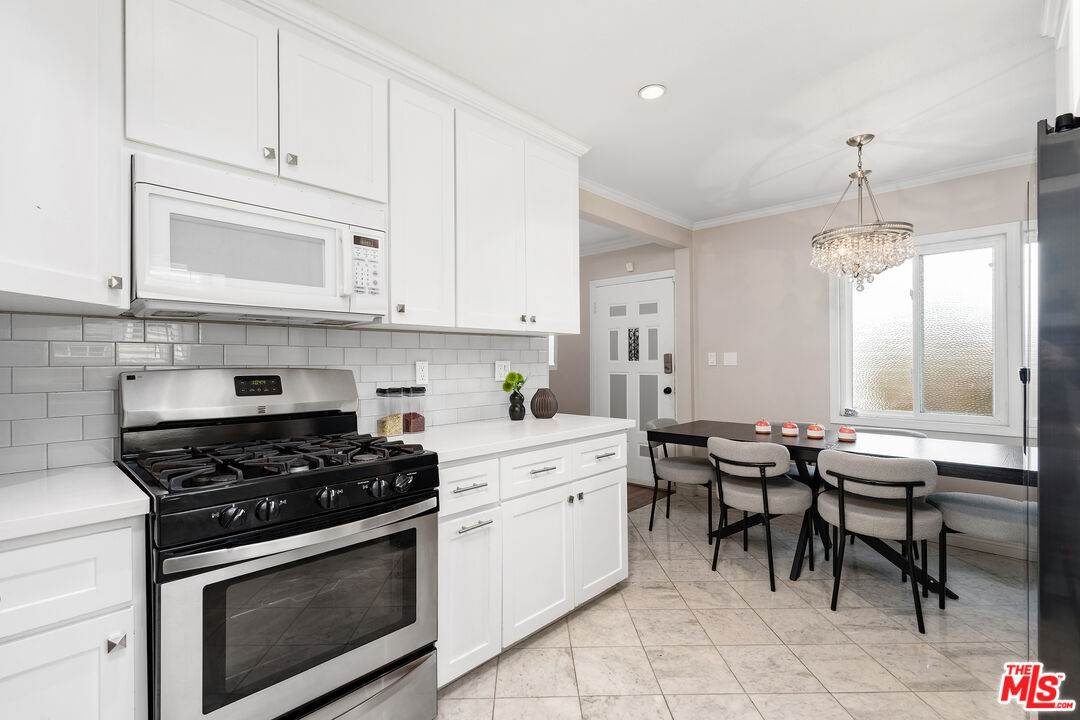 3566 City Terrace Dr