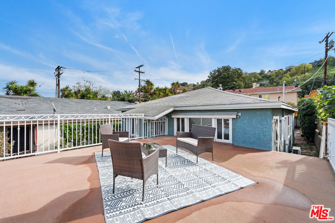 3566 City Terrace Dr