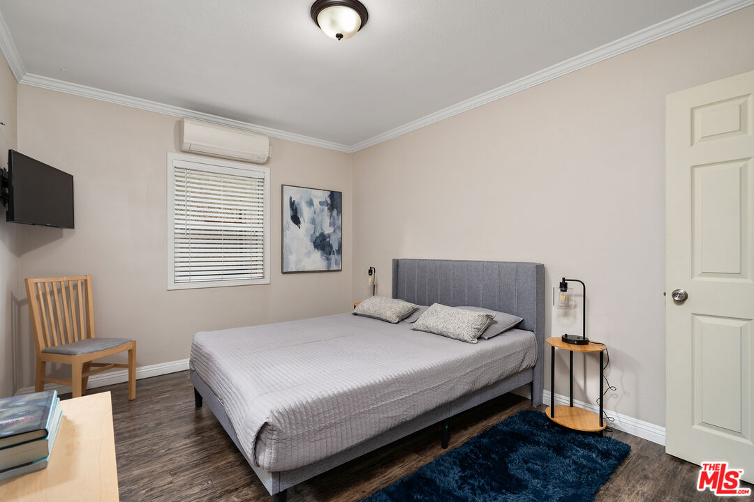 3566 City Terrace Dr