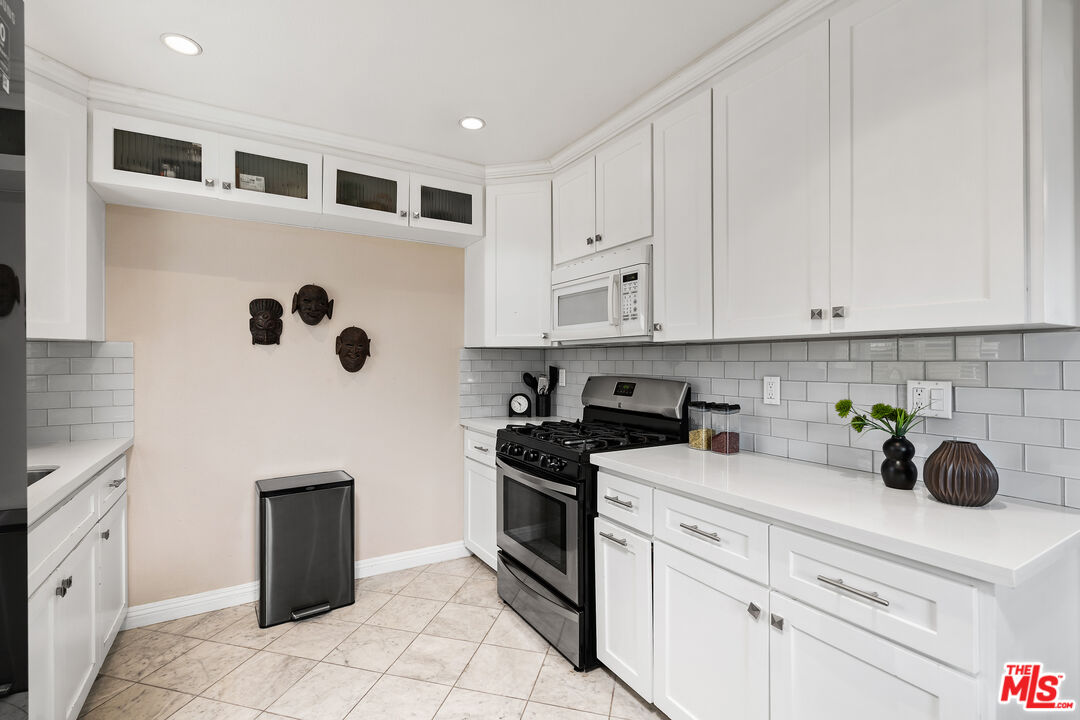 3566 City Terrace Dr