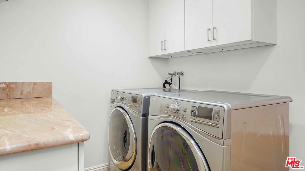 10724 Wilshire Blvd Unit: 305