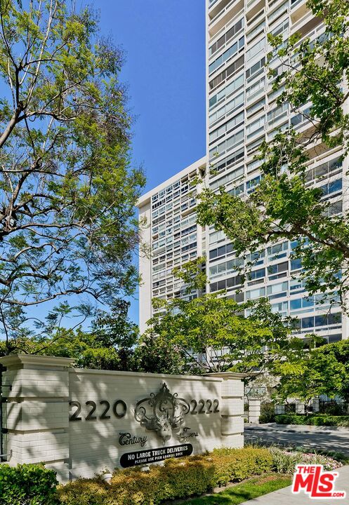 2222 Avenue Of The Stars Unit: 1102