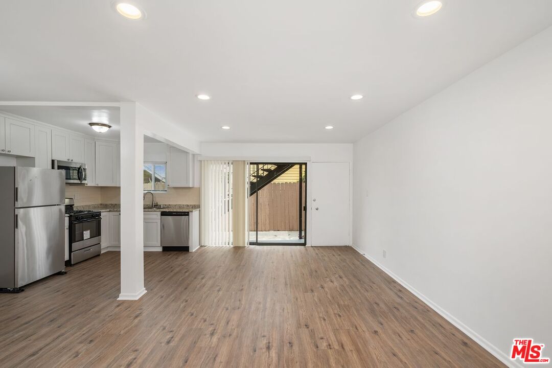 7550 Fountain Unit: 4