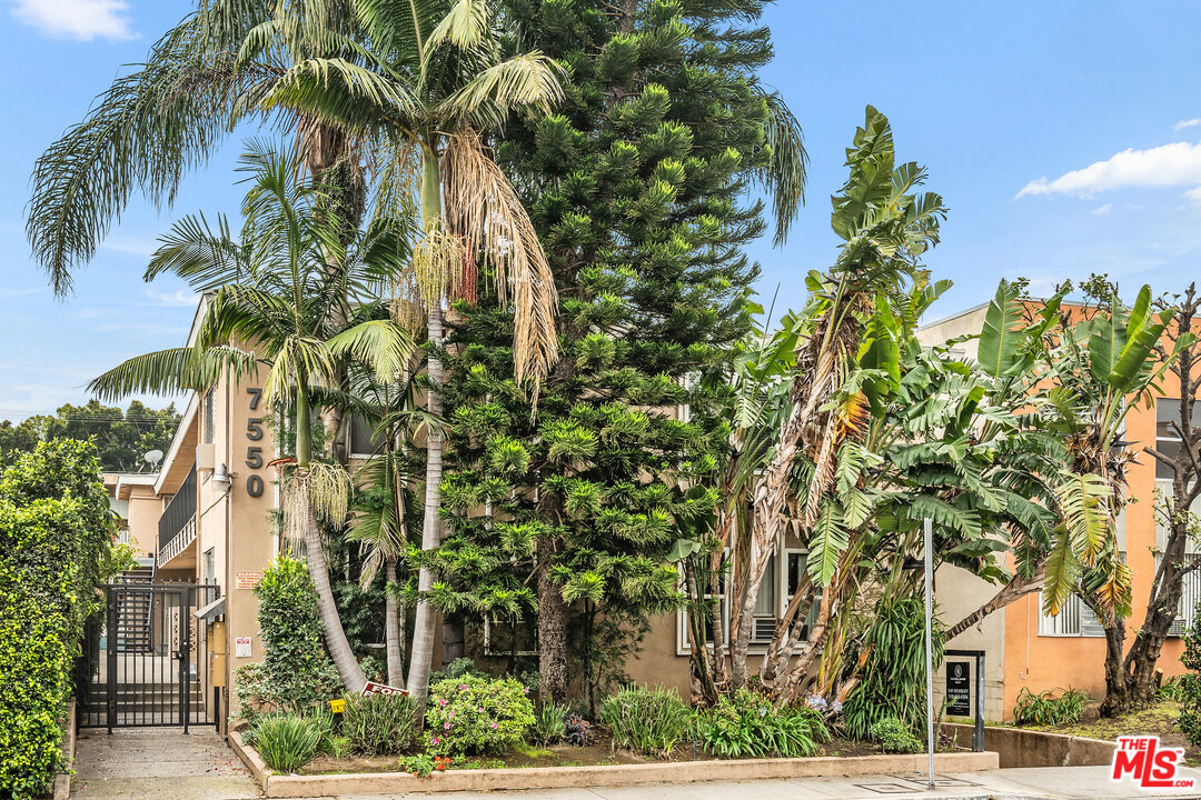 7550 Fountain Unit: 10