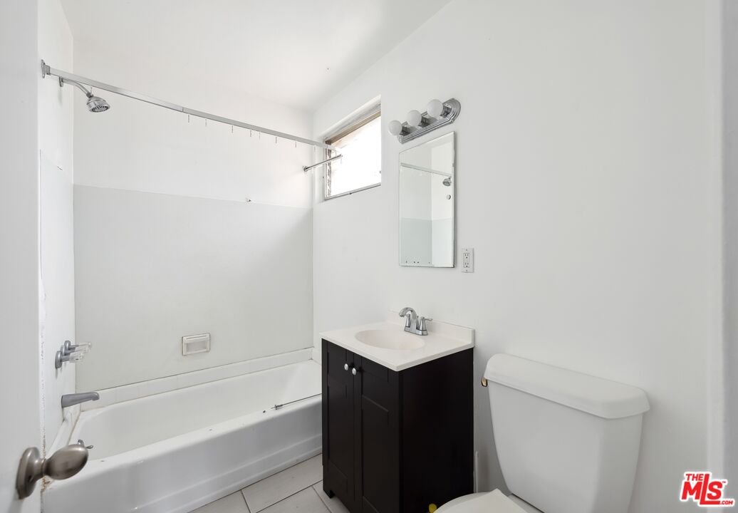 7550 Fountain Unit: 10