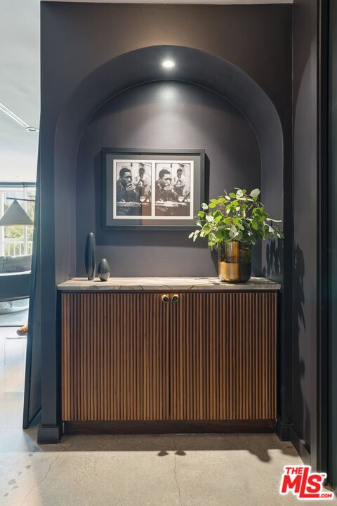 1400 N Sweetzer Ave Unit: 301