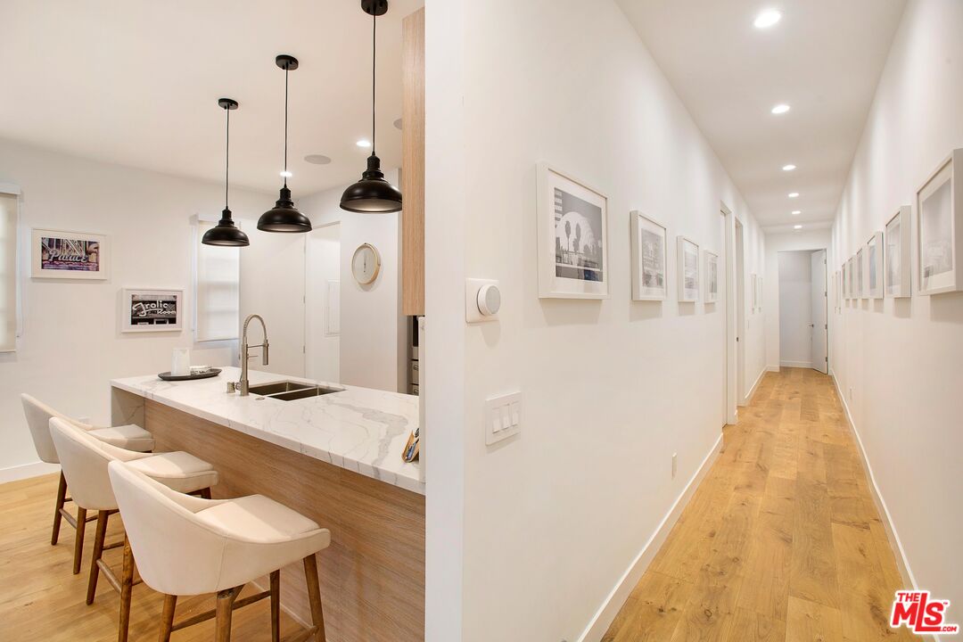 418 N Stanley Ave Unit: 420