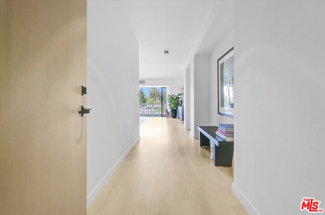999 N Doheny Dr Unit: 312
