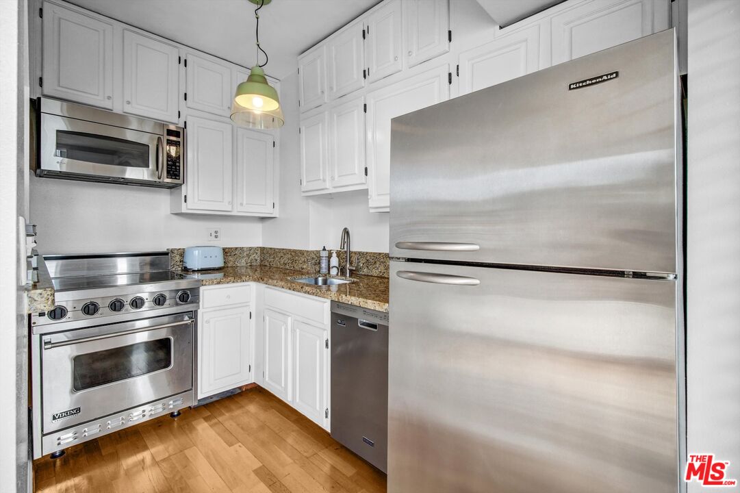 999 N Doheny Dr Unit: 602