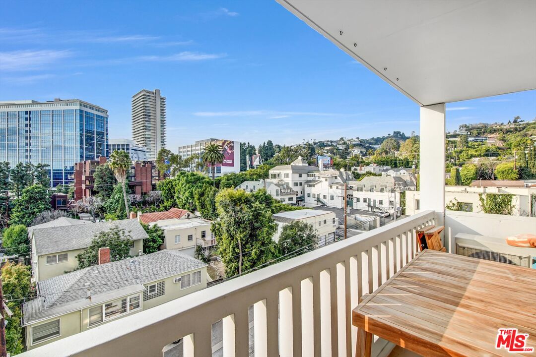 999 N Doheny Dr Unit: 602
