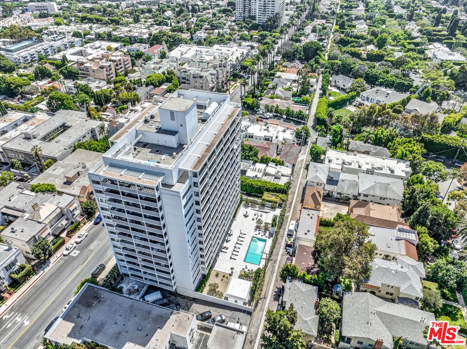 999 N Doheny Dr Unit: 602