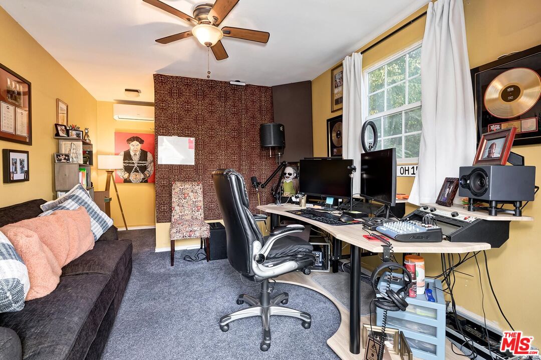 1923 S Crescent Heights Blvd