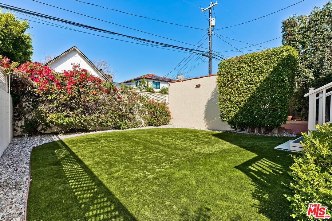 10575 Cushdon Ave