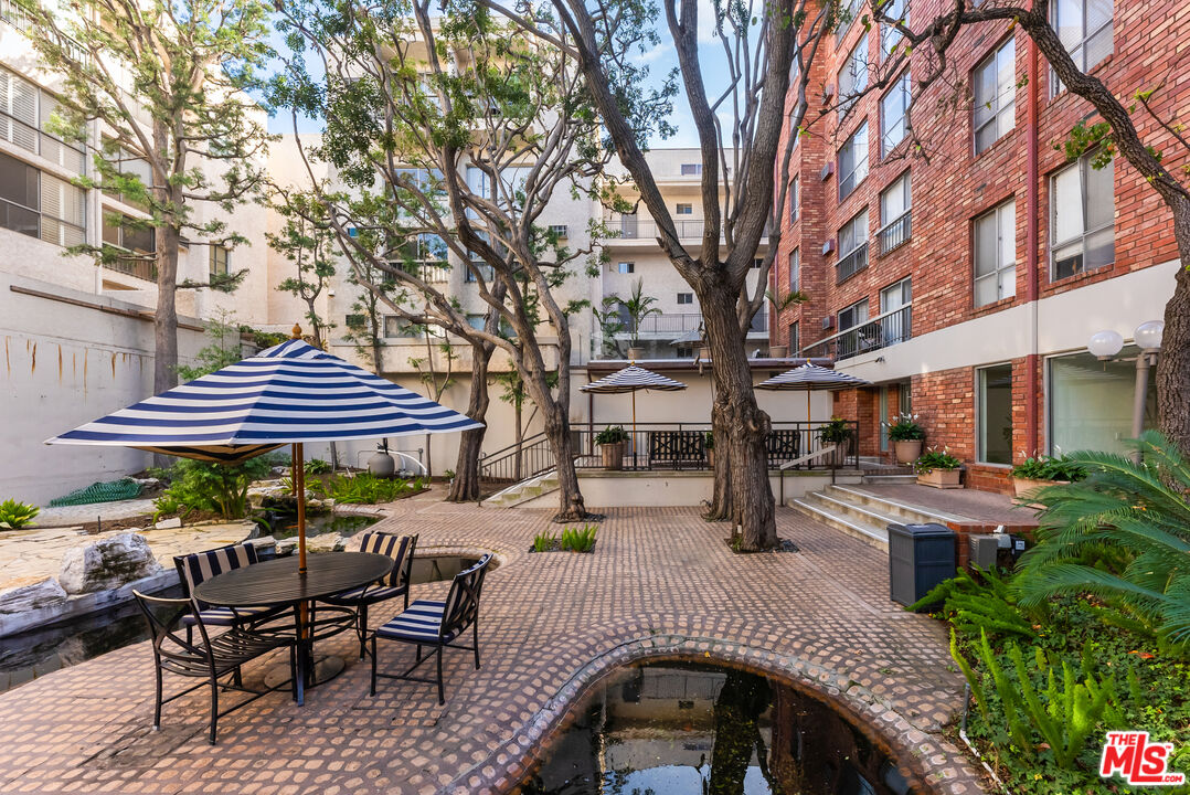 1440 Veteran Ave Unit: 220