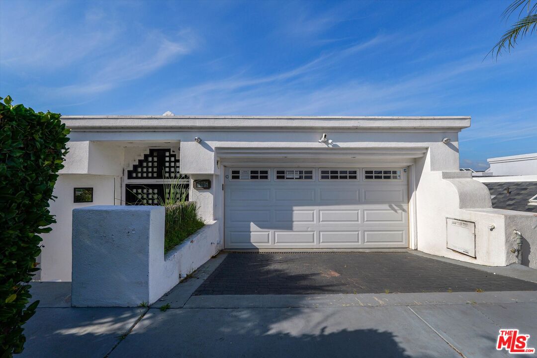 7805 Veragua Dr