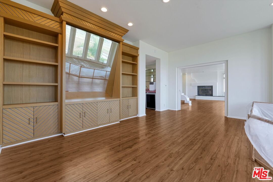 7805 Veragua Dr
