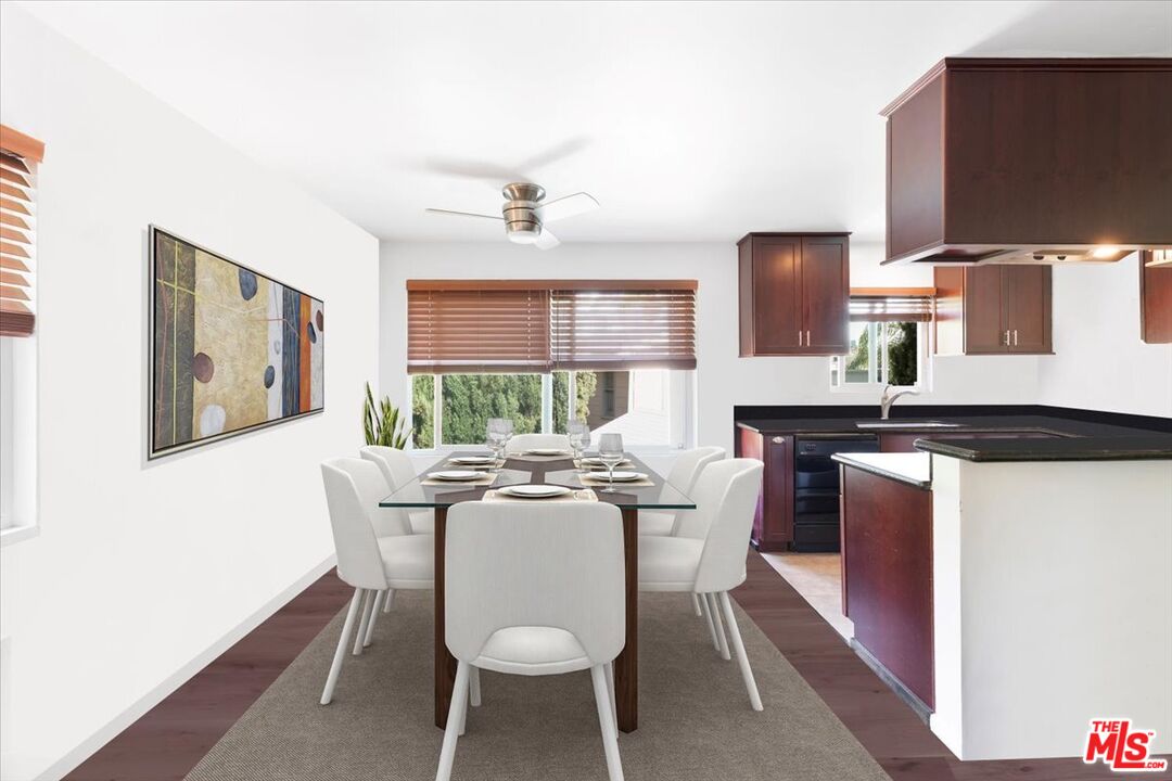 968 Larrabee St Unit: 210