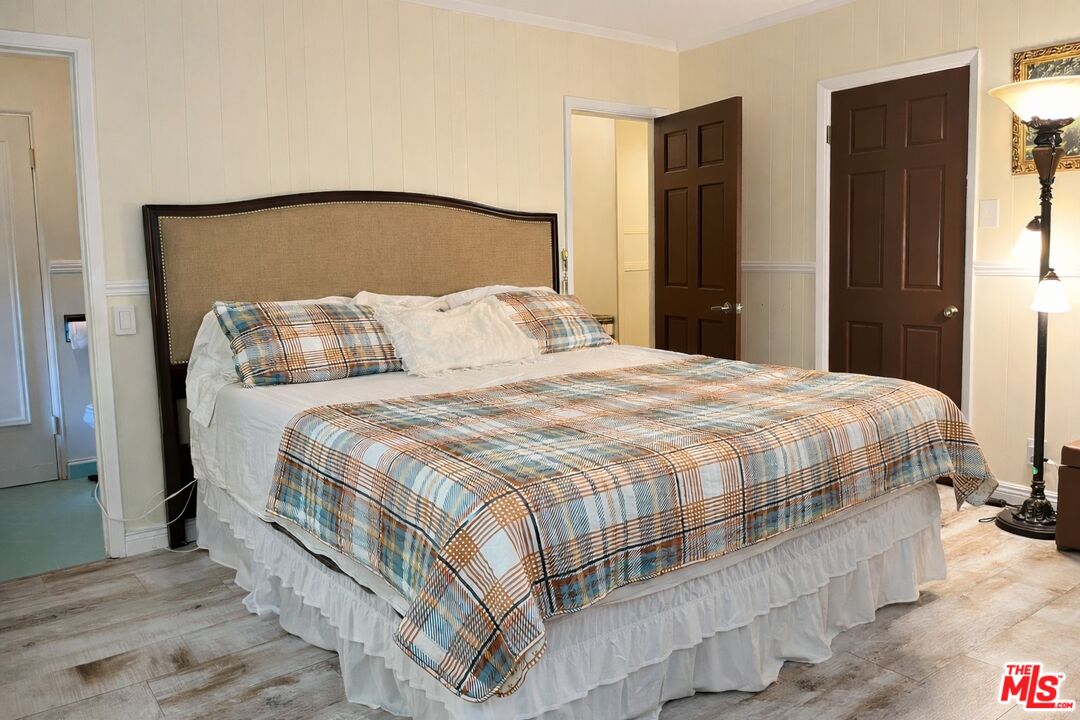 1538 N Crescent Heights Blvd