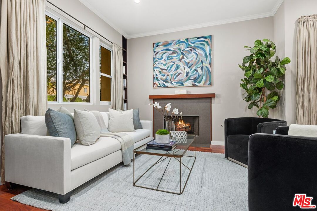 1936 S Shenandoah St Unit: A