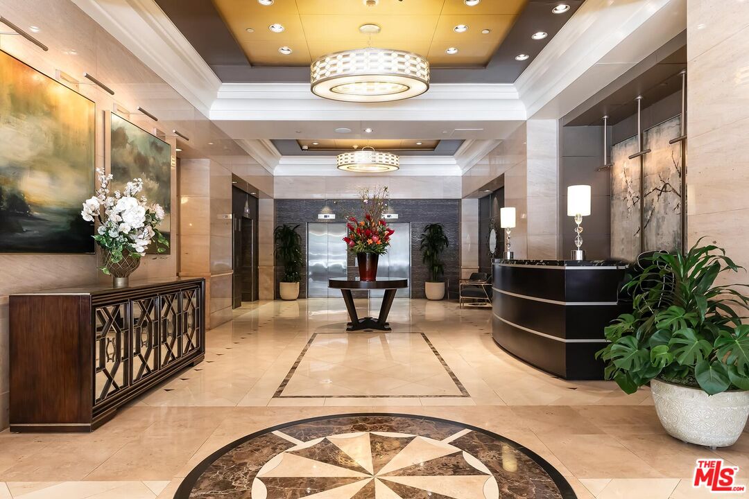 10520 Wilshire Blvd Unit: 1207