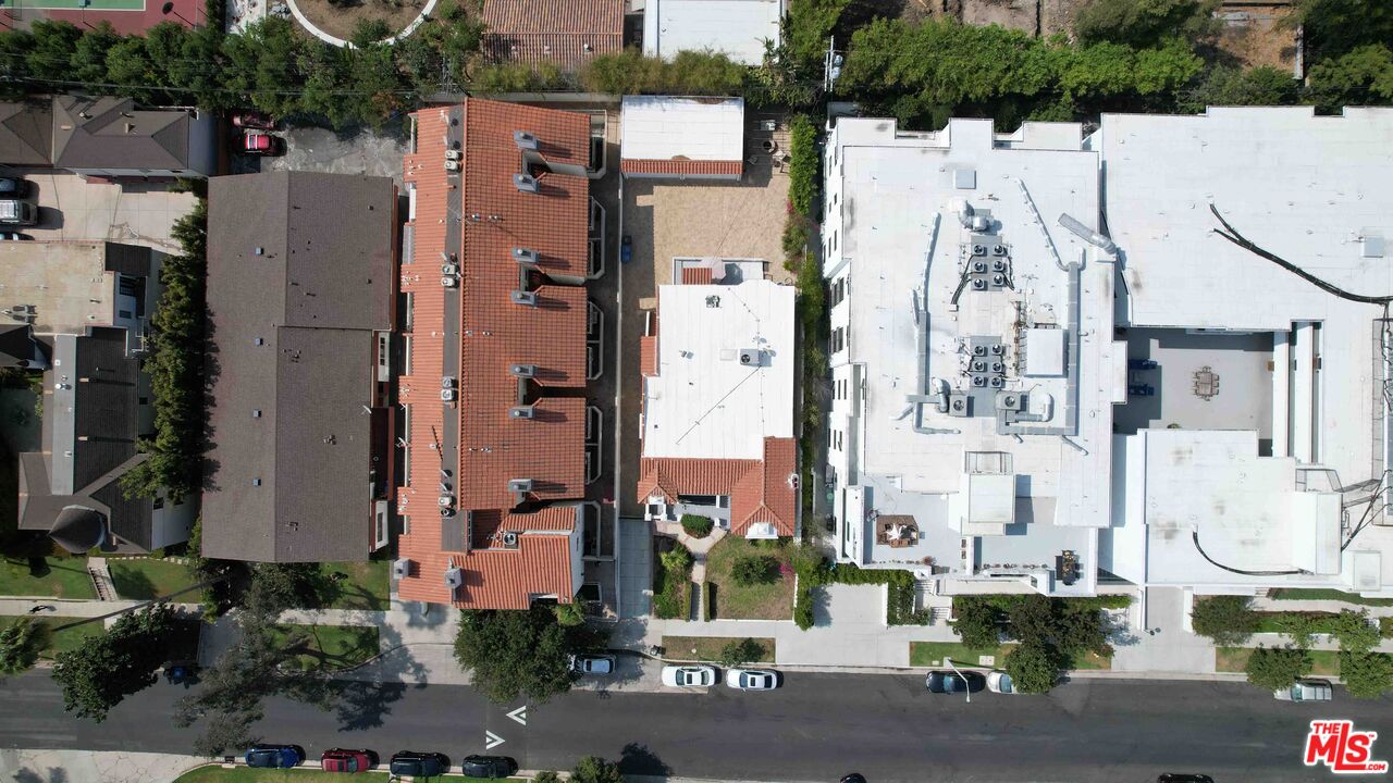 865 S Lucerne Blvd