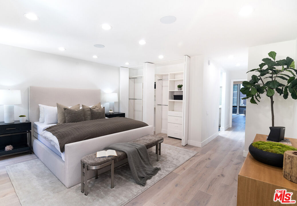 1033 Carol Dr Unit: T13