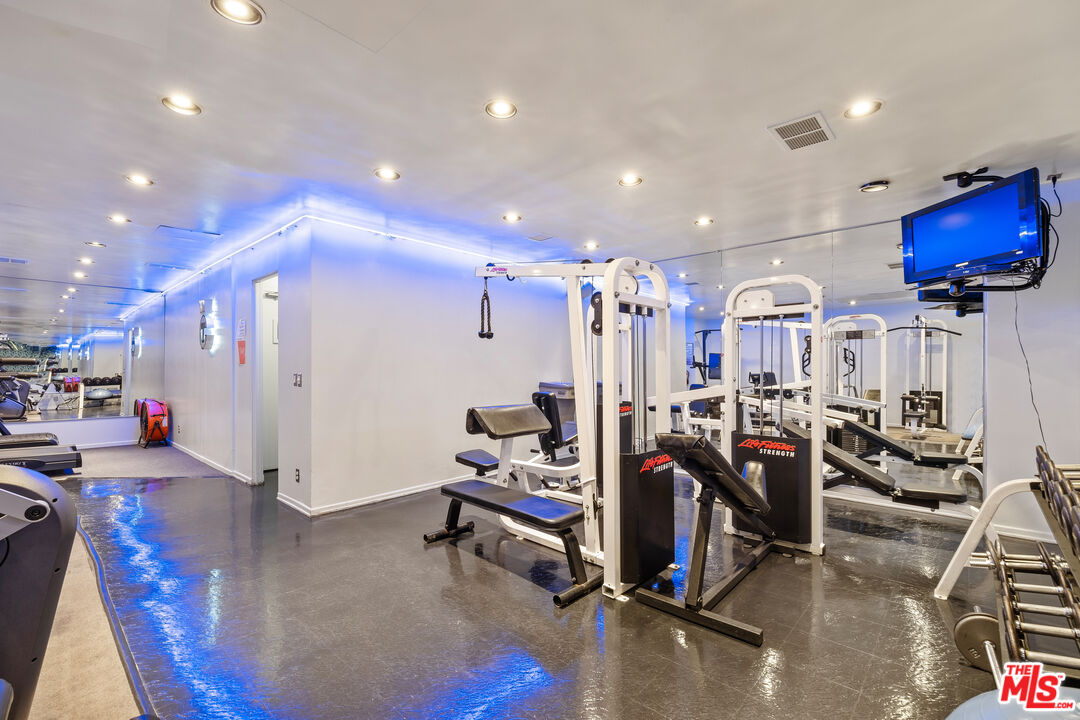 10701 Wilshire Blvd Unit: 503