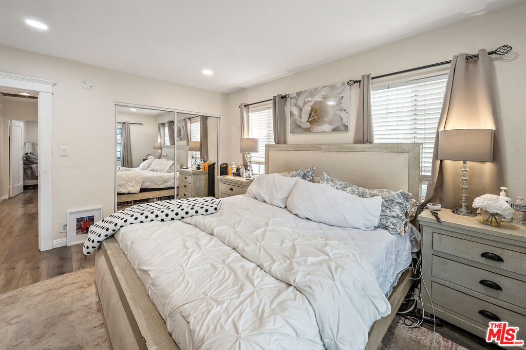 3011 Van Buren Pl