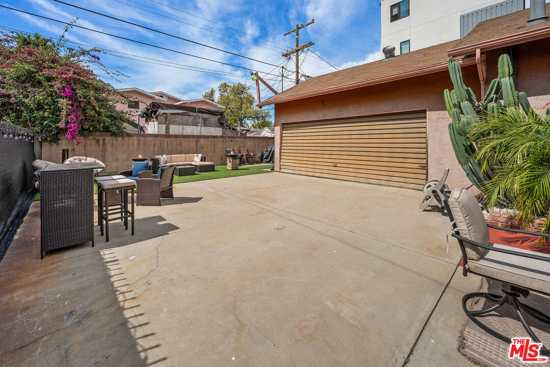 3011 Van Buren Pl