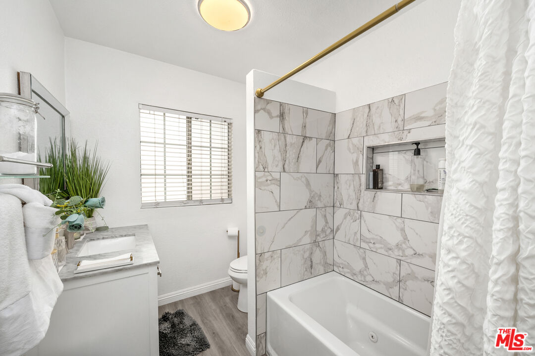 3011 Van Buren Pl