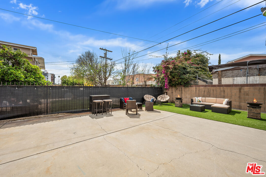 3011 Van Buren Pl