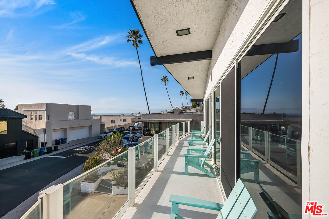 7334 Vista Del Mar Ln