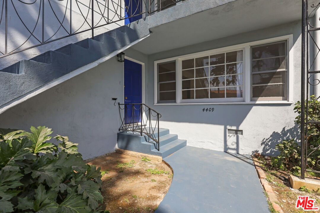 4409 Victoria Park Dr