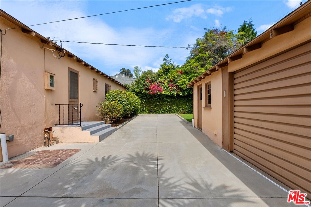 1111 Berkeley St