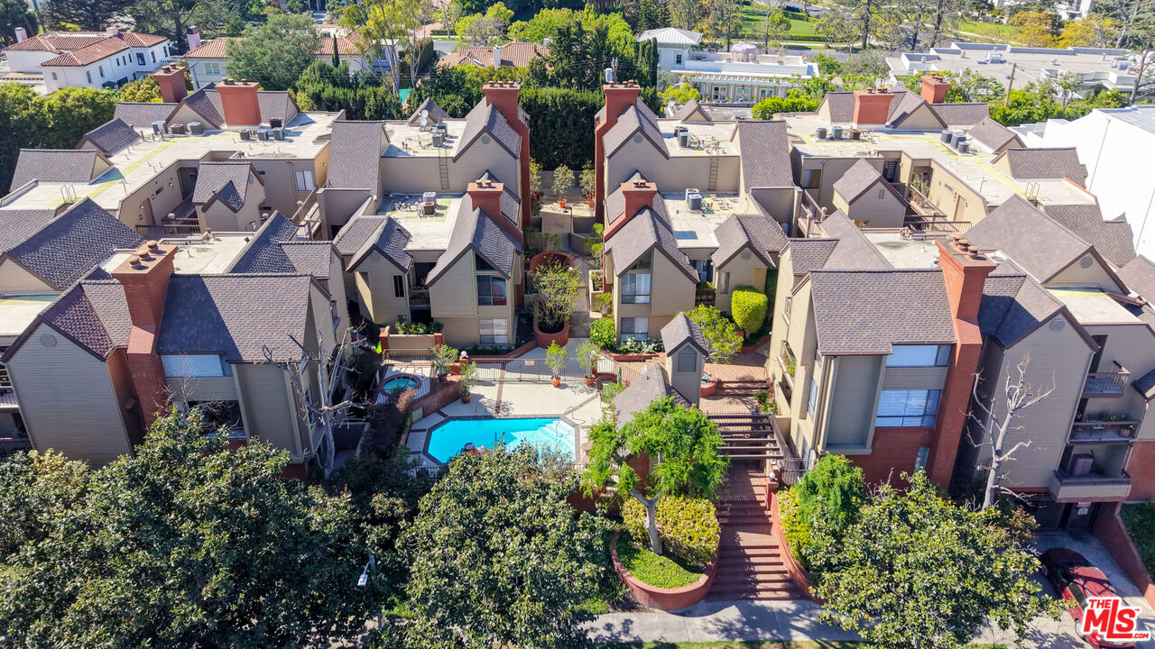 835 S Lucerne Blvd Unit: 105